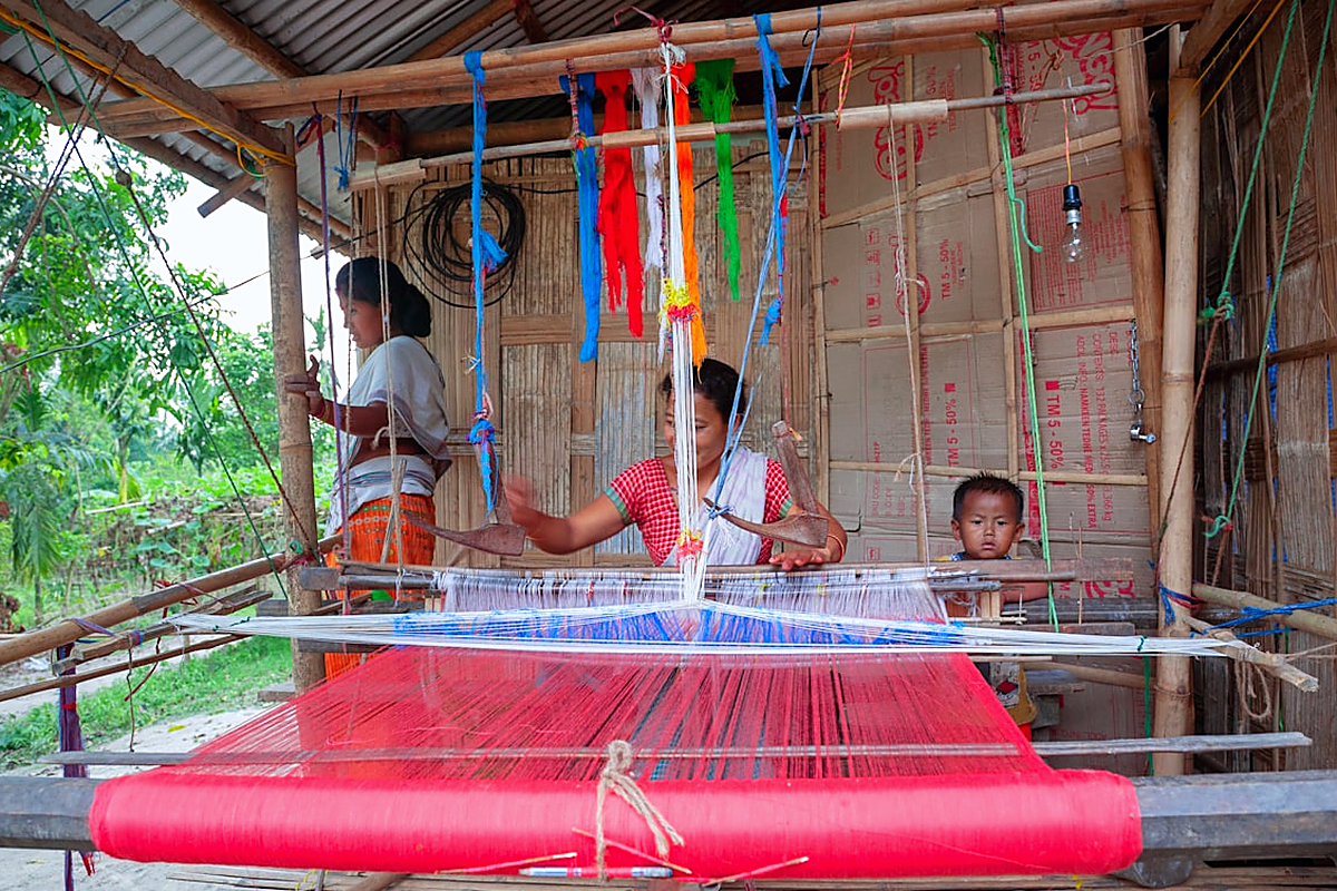 AI Employee ROI comparison across healthcare, legal, restaurant, and real estate industries